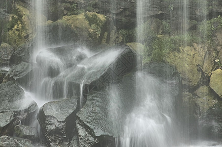 瀑瀑布风景溪流巨石岩石图片