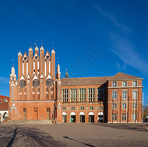 拉特乌斯大楼法兰克福 Oder正方形教会晴天大教堂历史性天空蓝色市政广场博物馆图片
