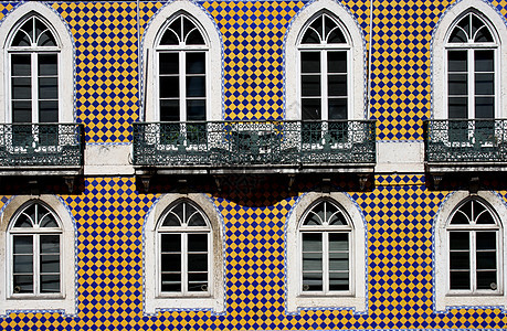 葡萄牙里斯本一栋旧大楼的详情瓷砖住宅古董市中心房屋建筑学城市首都建筑物传统图片