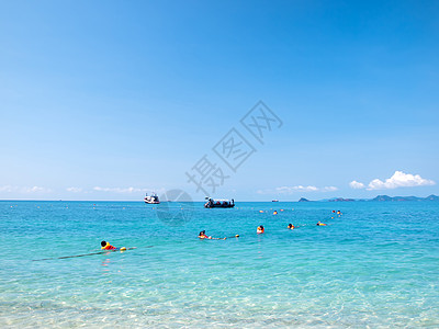 火种和游乐潜泳冲浪海洋环境浮标场景银行海景漂浮天空图片