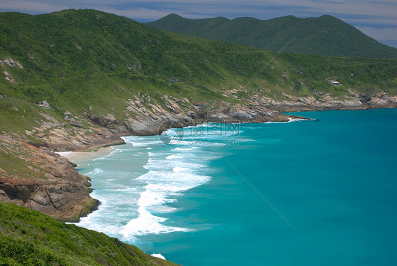 巴西里约热内卢的清水水晶太阳旅游热带孩子海岸线海岸天堂海滩娱乐透明度图片