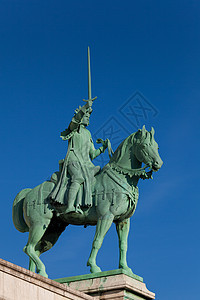 法国巴黎Montmarte 圣骨骑士建筑学骑士晴天旅行建筑石头历史性遗产旅游圆顶图片