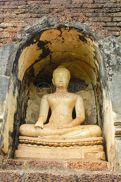 泰国Sukhothai的Buddha废墟雕刻历史性雕塑文化建筑学宗教信仰古董旅行佛教徒寺庙图片