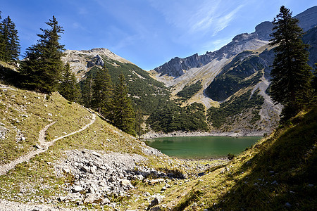 阿尔卑斯山高苏埃恩西湖图片