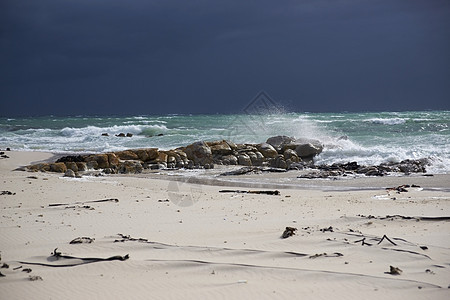 暴风海海浪海洋半岛阳光海滩风暴图片