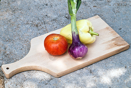 新鲜蔬菜美食午餐厨房服务展示工作洋葱辣椒职业胡椒图片