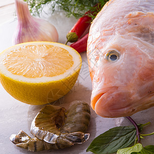 尼罗河蒂拉皮亚鱼贝类螃蟹海鲜厨房营养美食工具钓鱼眼睛钢巴图片