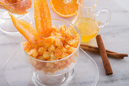 自制橙色糖浆橙子勺子饮食食物早餐流动甜点玻璃肉桂液体图片