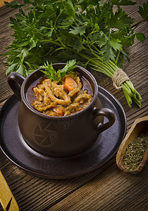 传统土豆汤饮食胡椒餐厅薄片抛光蔬菜食物盘子香菜厨房图片