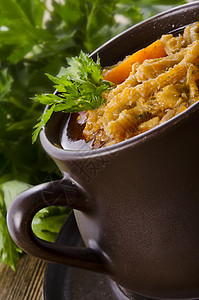 传统土豆汤猪肉蔬菜抛光餐厅食物烹饪美味饮食胡椒香菜图片