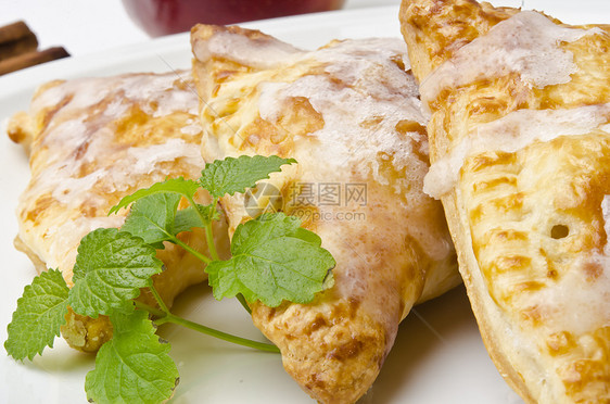 填充的泡芙糕饼酥皮水果点心营养橙子面包黄油饮食美食小吃图片