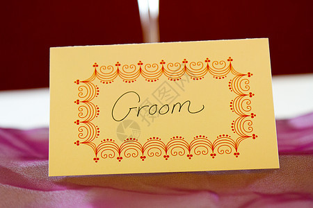 Groom 名称标记风格婚礼座位姓名马夫标签装饰红色图片