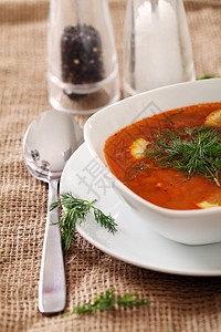 热红汤一碗的图片饮食木头课程面包香菜蔬菜烹饪胡椒奶油食物图片