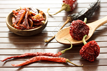 辣椒杂类棕色红色调味品香料气味胡椒食物文化蔬菜勺子图片