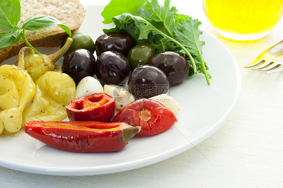 胡椒和橄榄香料烹饪食物沙拉面包蔬菜美食盘子水果团体图片