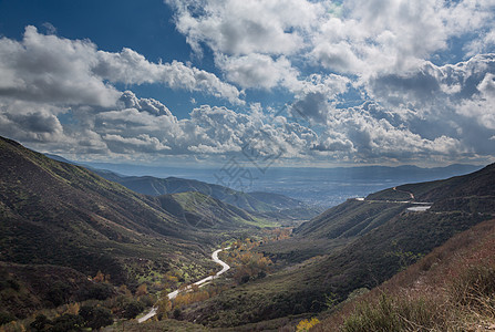 世界高速公路圣贝纳迪诺环景公路环境山坡城市山脉戏剧性景观旅行丘陵边缘图片
