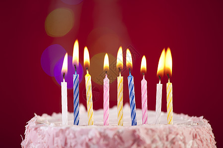 生日快乐蛋糕蜡烛庆典火焰派对食物橙子蓝色条纹红色绿色图片