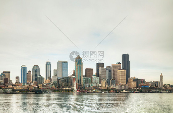 西雅图市风景摩天大楼天际全景场景景观天空建筑码头市中心血管图片