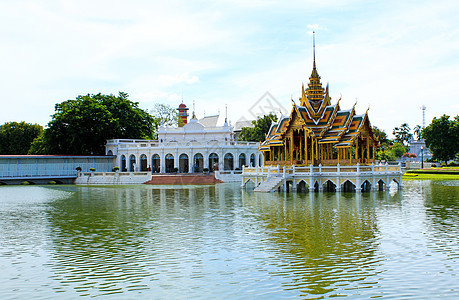 泰国的金子池塘版税艺术地标建筑旅游国王旅行游客图片
