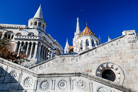 渔人堡 匈牙利布达佩斯石头渔民吸引力历史柱子蓝色旅行场景建筑学城堡图片