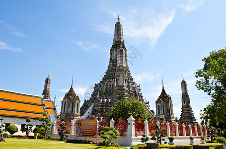寺和曼谷美丽的蓝天假期寺庙天空吸引力文化宗教照片连体旅游地标图片