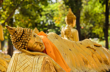 古佛祖精神旅行黄色崇拜地标宗教雕像艺术扫管寺庙图片