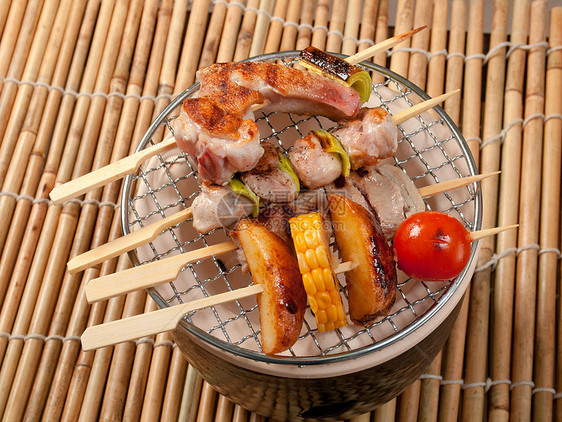 日本菜类海产食品蔬菜美食海鲜食物烧烤竹子沙爹白色餐厅烹饪推介会图片