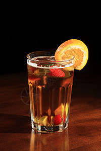 鸡尾匹姆杯薄荷黑色玻璃食谱饮料橙子柠檬液体酒吧果汁图片