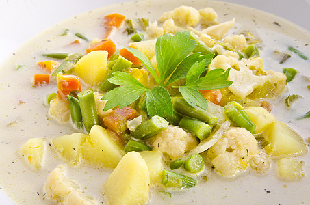 大量蔬菜汤面包生物烹饪午餐芳香洋葱叶子水果盘子营养图片