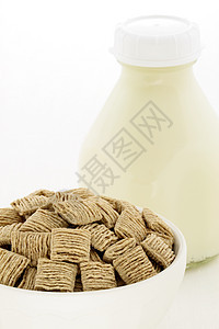 健康小麦谷物早餐水果产品奶制品麦麸粮食胚芽酸奶纤维小吃牛奶图片
