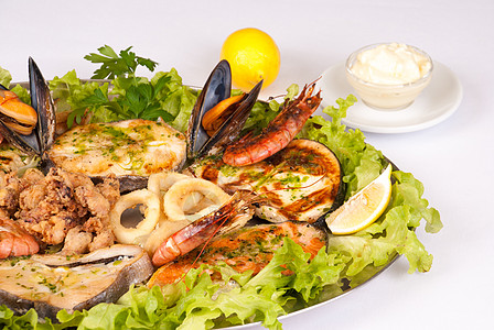 帕里利亚达鱿鱼圈服务美食贝类乌贼午餐对虾图片
