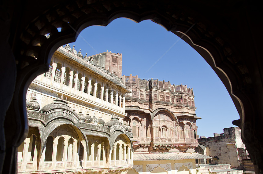 印度拉贾斯坦邦Jodhpur的爬坡城堡壁画建筑历史旅行历史性蓝色火腿城市图片