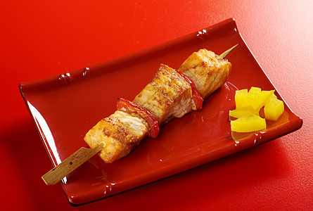 日耳曼三叉鲑 Yakitori食物美食推介会沙爹烧烤餐厅盘子竹子烹饪白色图片