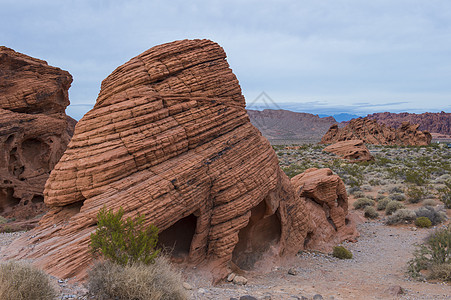 火谷国家砂岩衬套风景峡谷红色爬坡悬崖沙漠戏剧性图片