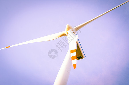风涡轮素旋转翅膀地平线风车涡轮机金属活力技术天空发电机图片