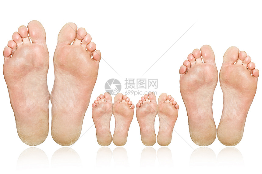 家庭 大小的双脚高清图片下载-正版图片321557799-摄图网