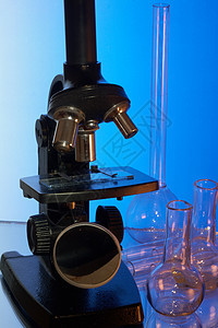 显微镜和玻璃器件医疗诊所疾病科学生物学习诊断实验测试医院图片
