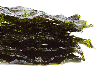 咸诺西海的孤立的深绿色绿床单 在胡萝卜上杂草鱼子美食蔬菜海藻午餐食物美味海鲜营养白色图片
