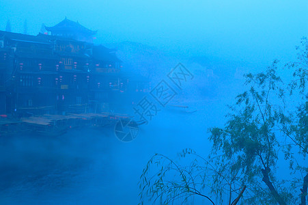 河边的风景场景房子城市建筑学游客海浪历史性木头血管建筑图片