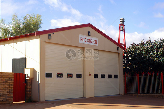 莱奥诺拉消防站烧伤工作车库火焰车站消防站红色建筑情况安全图片