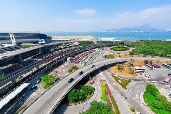 越过公路桥梁建筑学城市旅行街道交通公寓场景建筑物建筑运输图片