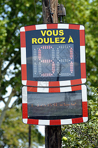 速度控制运输警报招牌旅行路标沥青指示牌城市危险安全图片