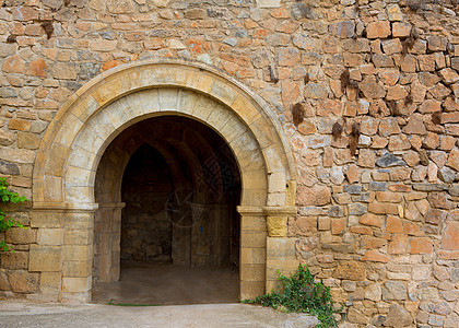 西班牙圣巴托洛梅石堡西班牙房子入口昆卡古董装饰建筑学石工石墙走廊石头图片
