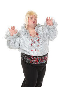 冒着金发假发的疯狂可笑胖男人戏服娱乐金发女郎艺术家肥胖白色胖子背景图片