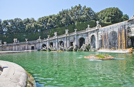 意大利城堡喷泉建筑团体艺术雕塑石头瀑布树木公园图片
