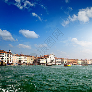 海上食用量的视图假期旅游太阳历史游客景观地标运河蓝色城市图片