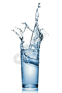 白色的隔绝玻璃中的水滴子飞溅玻璃卫生宏观福利活力酒精茶点液体水滴图片