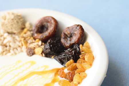 健康早餐服务营养玉米酸奶坚果饮食盘子纤维美食桌子图片