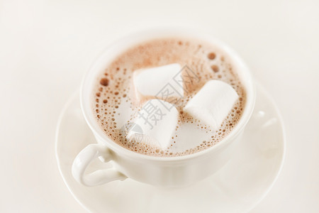 热巧克力加棉花糖液体甜点棕色服务食物可可杯子白色美食菜肴图片