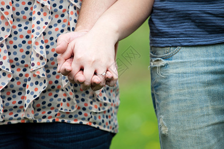 情侣握手腰部幸福友谊男生女孩女朋友男朋友恋人未婚夫女士图片